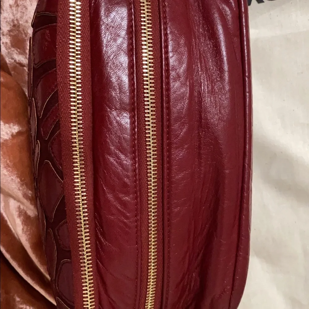 Chanel - Picture 8 of 9